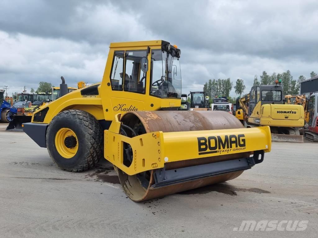 Bomag BW 213 D H-4 Грунтовые катки