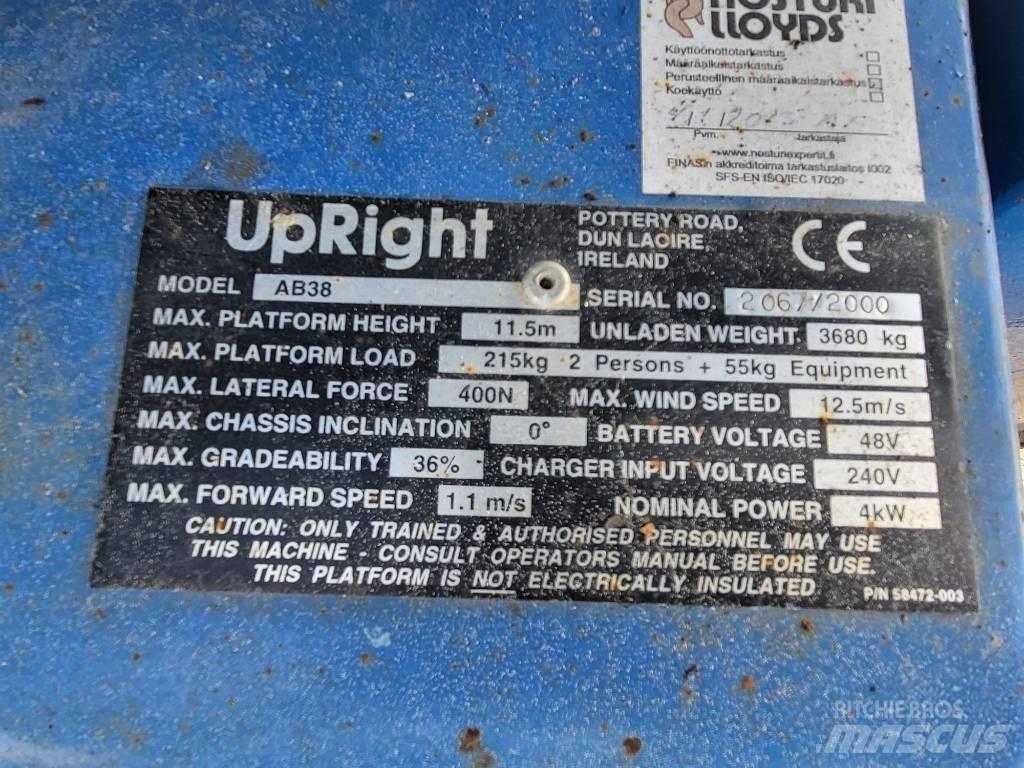 UpRight AB38N Коленчатые подъемники
