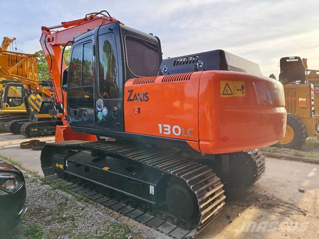 Hitachi ZX 130 LC Гусеничные экскаваторы