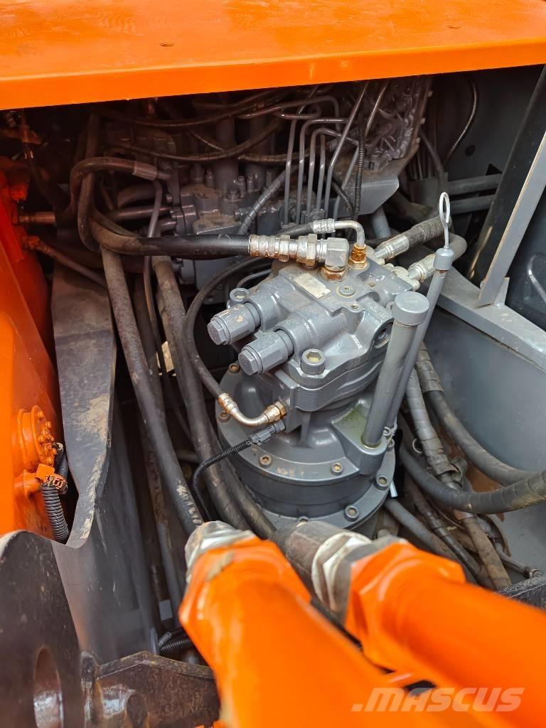 Hitachi ZX 130 LC Гусеничные экскаваторы