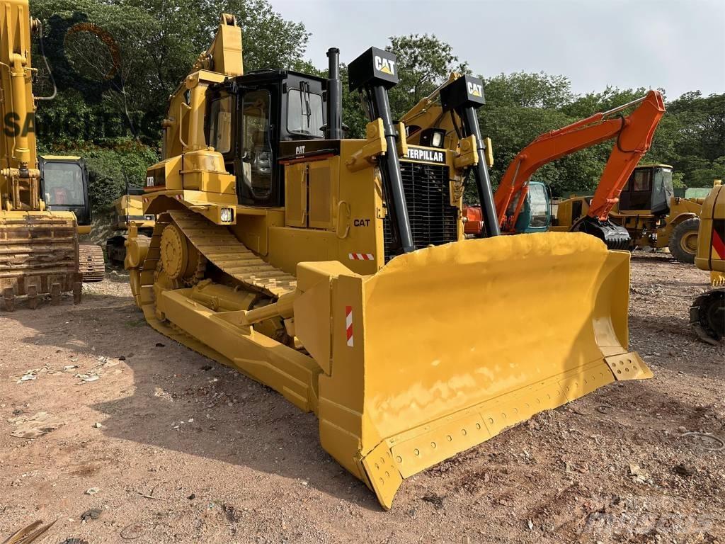 CAT D 7 R Гусеничные бульдозеры
