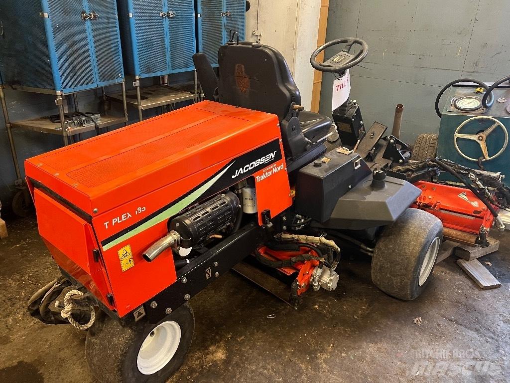 Jacobsen T-PLEX185 Самоходные газонокосилки