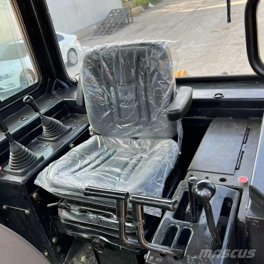 CAT D 7 G Грейдеры