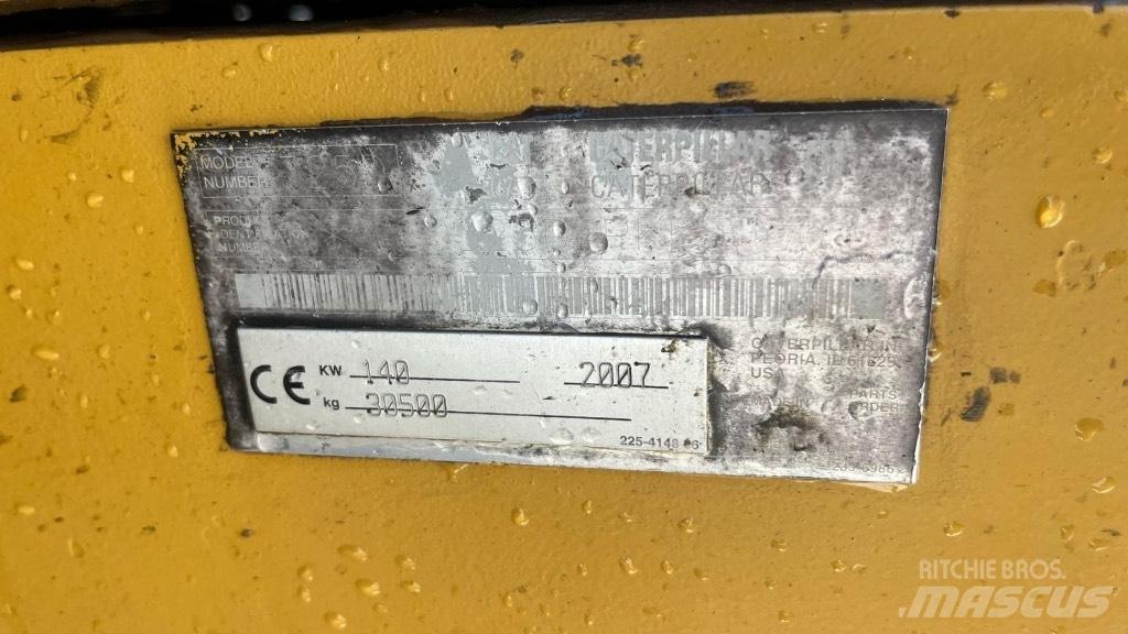 CAT 325DLN Гусеничные экскаваторы