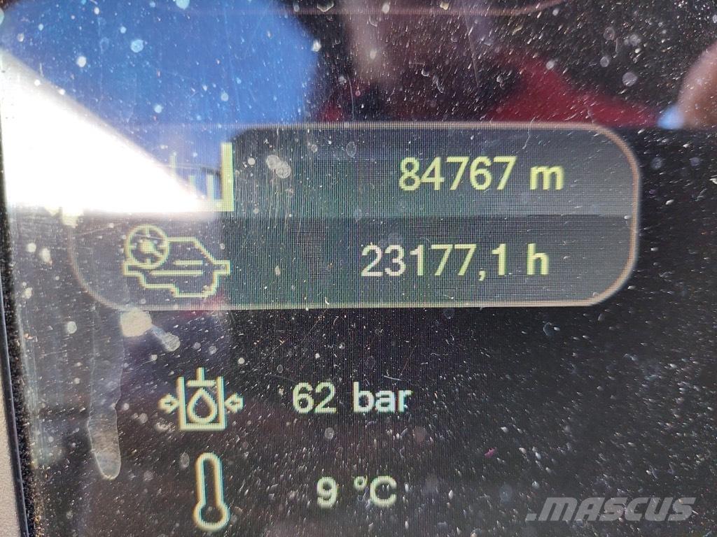 Komatsu 911 Харвестеры