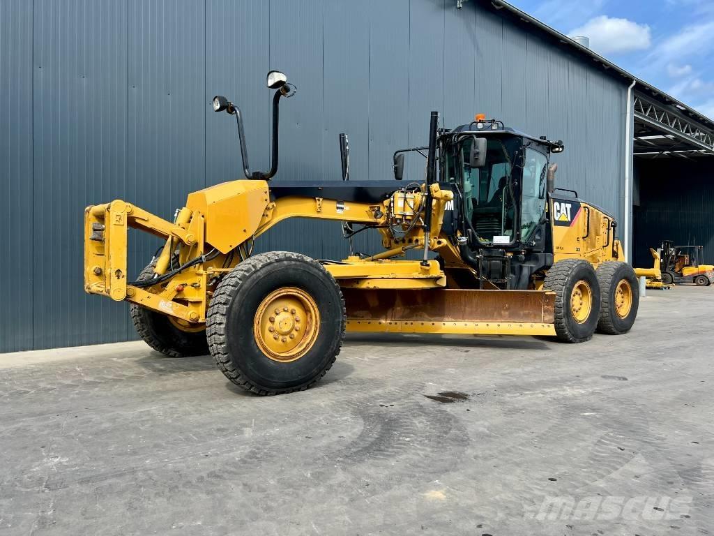 CAT 140M Грейдеры