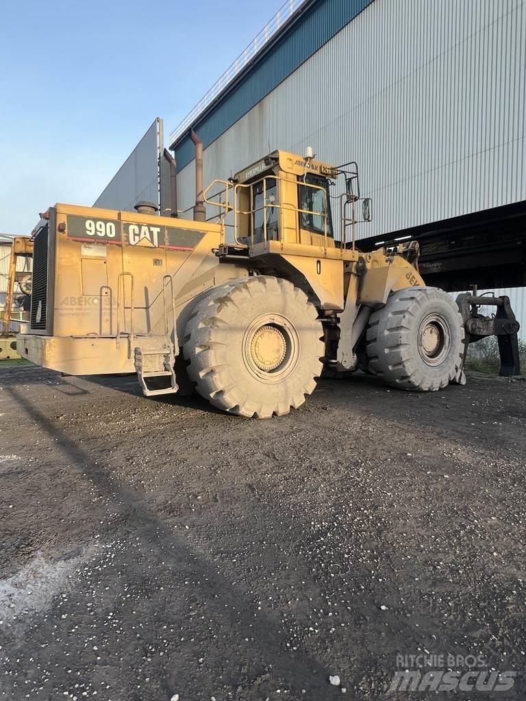 CAT 990 Фронтальные погрузчики