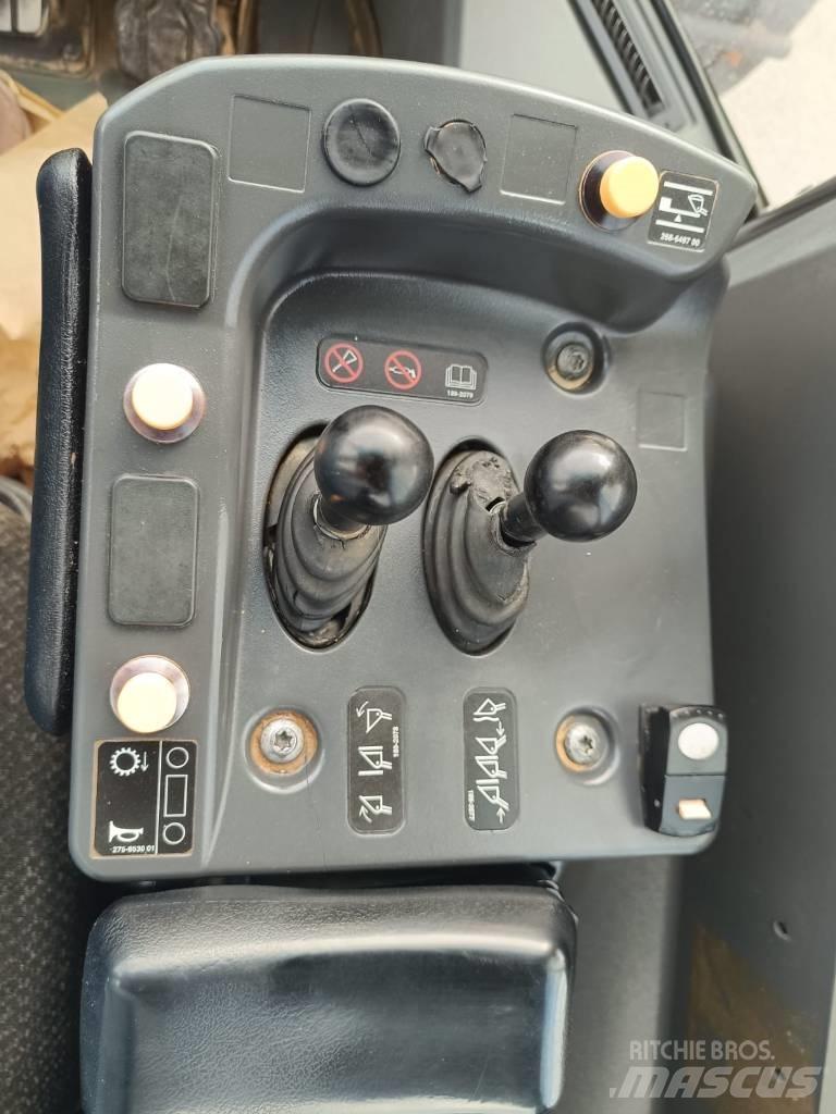 CAT 972 M Фронтальные погрузчики