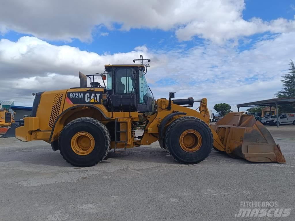 CAT 972 M Фронтальные погрузчики