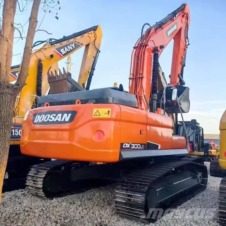 Doosan DX 300 LC Гусеничные экскаваторы