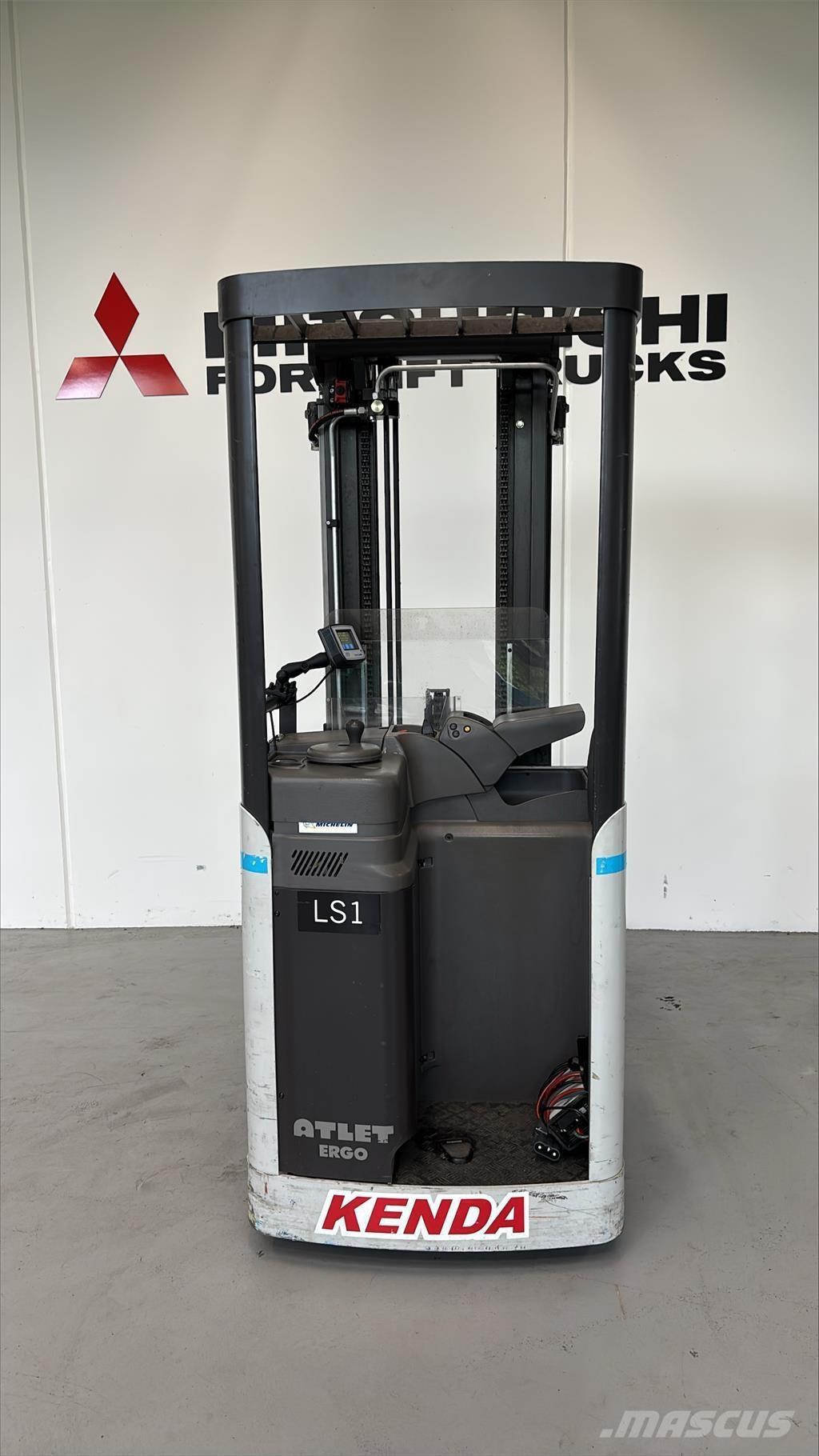 Atlet A160 Самоходные электроштабелёры