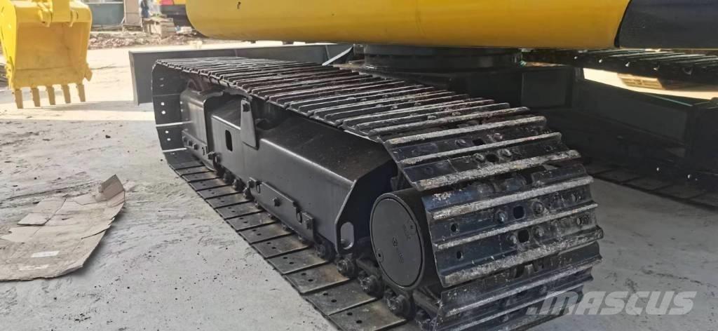 Komatsu 56-7 Гусеничные экскаваторы