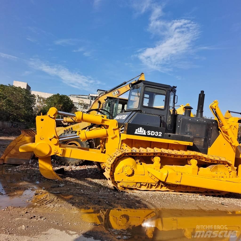 Shantui SD 32 Гусеничные бульдозеры