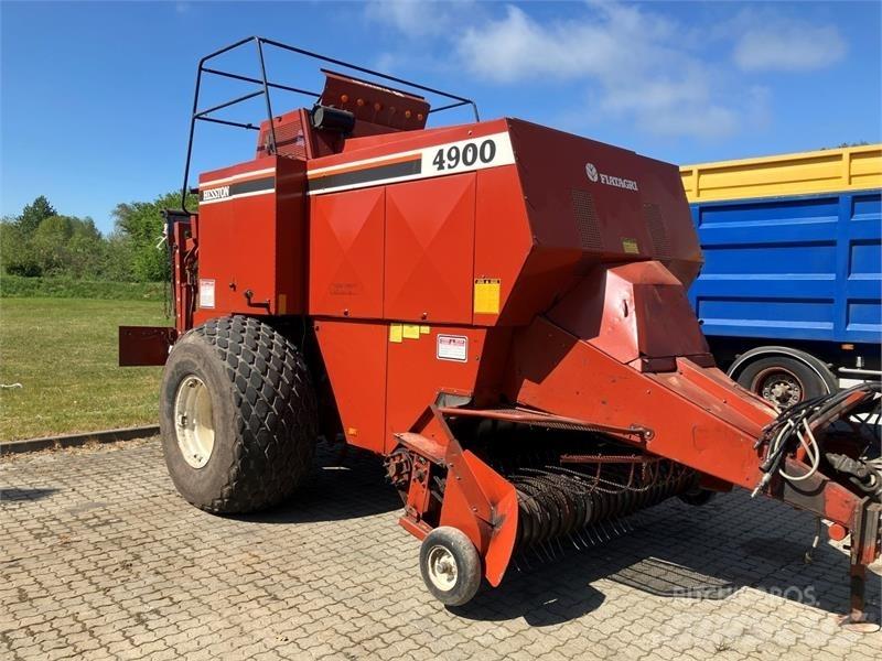 Hesston 4900 Тюковые пресс-подборщики