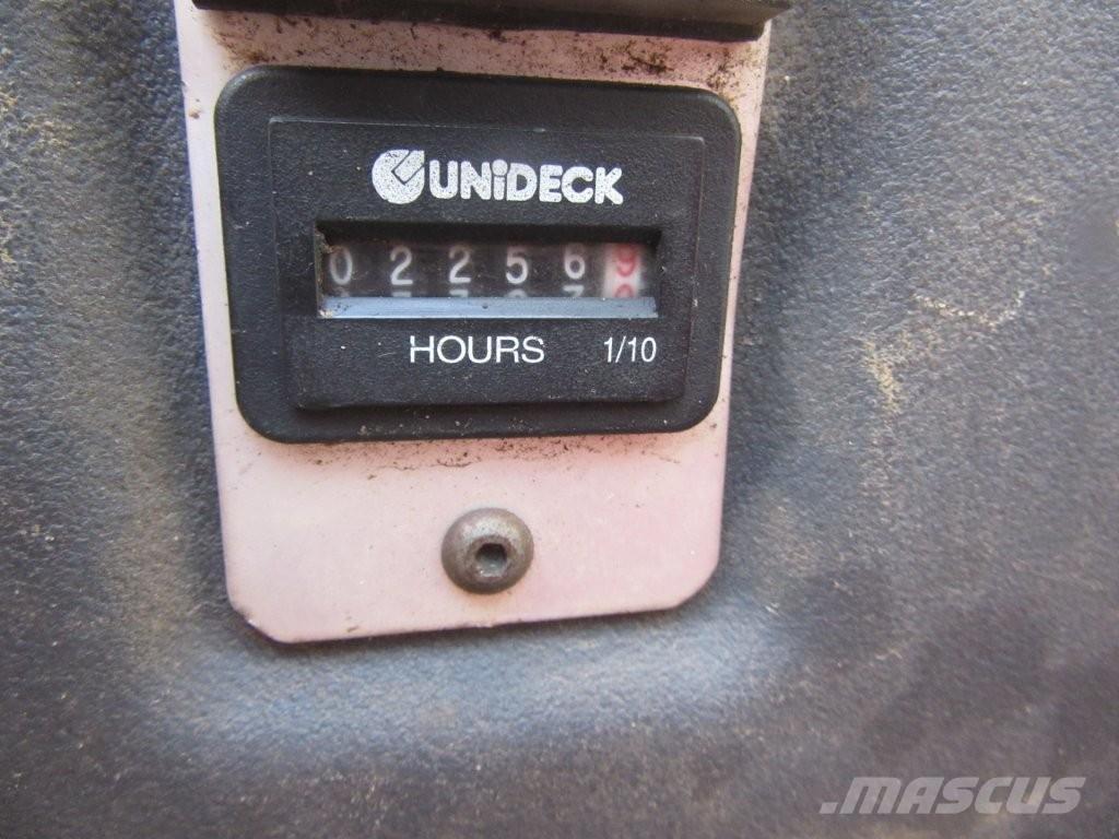 Ausa D150 AHG Шарнирно-сочленённые самосвалы