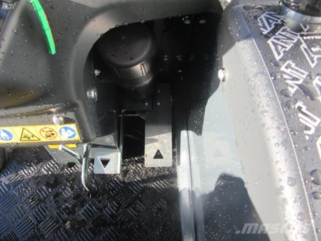 Avant 220 Телескопические погрузчики