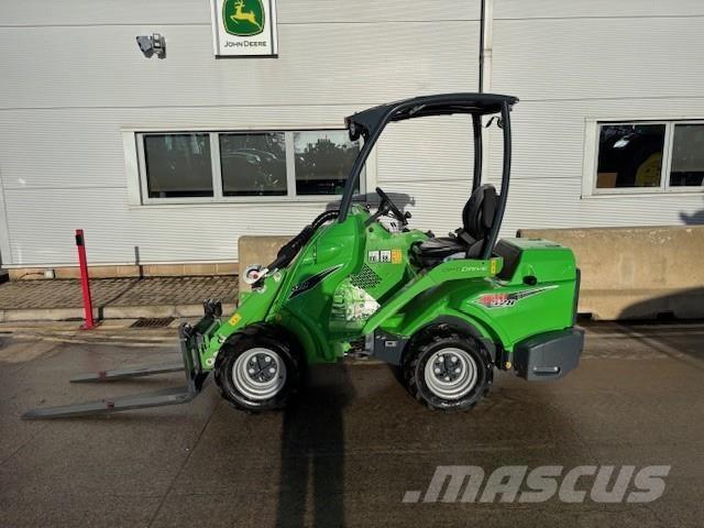 Avant 528 Телескопические погрузчики