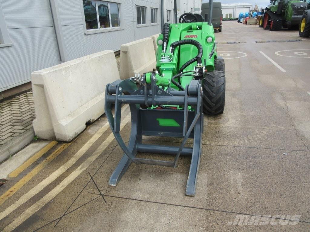 Avant A415691 Телескопические погрузчики