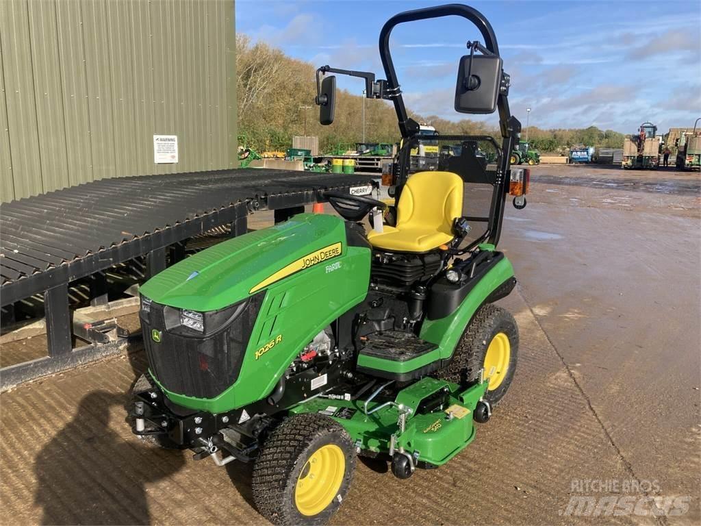 John Deere 1026R Коммунальные тракторы