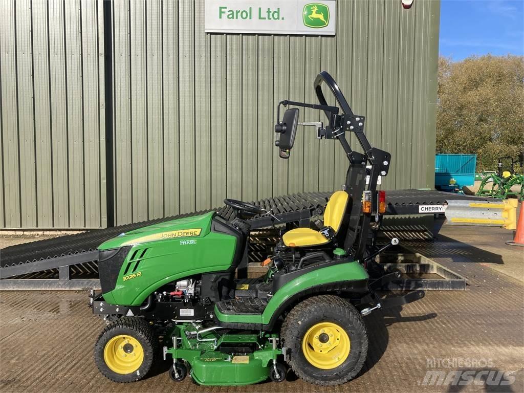 John Deere 1026R Коммунальные тракторы
