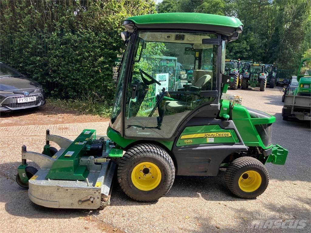 John Deere 1585 Самоходные газонокосилки