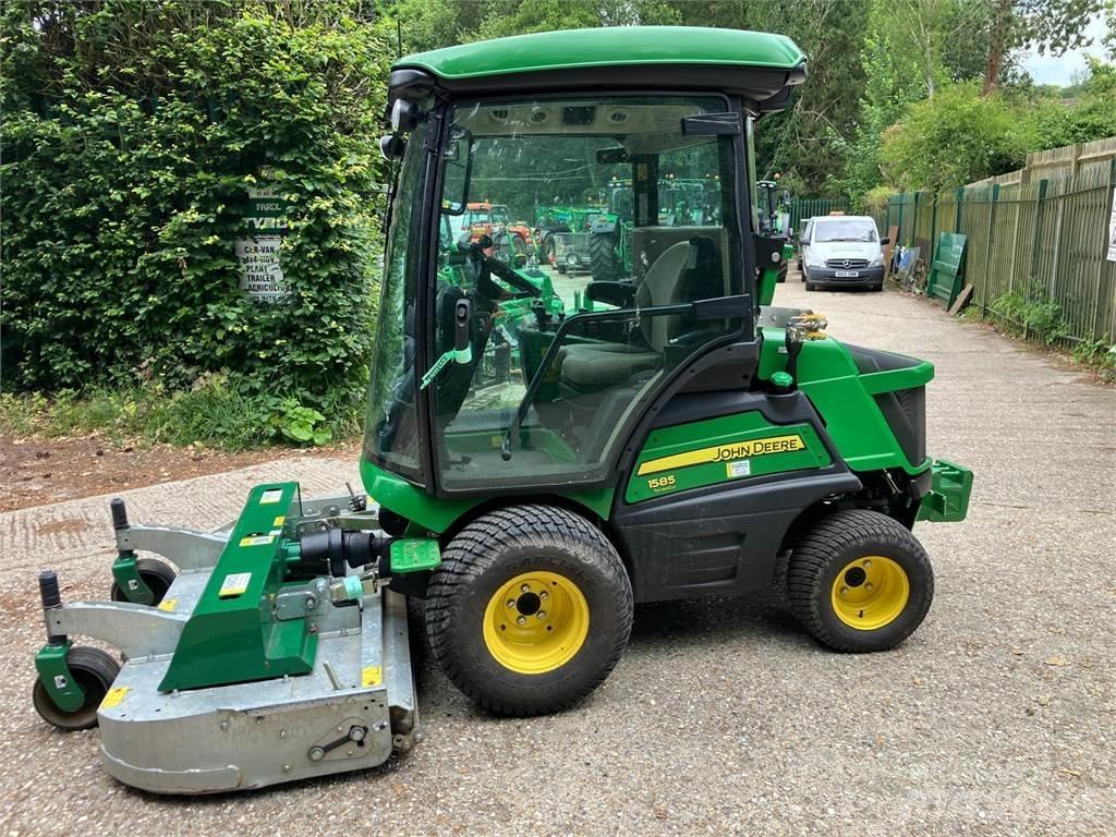 John Deere 1585 Самоходные газонокосилки