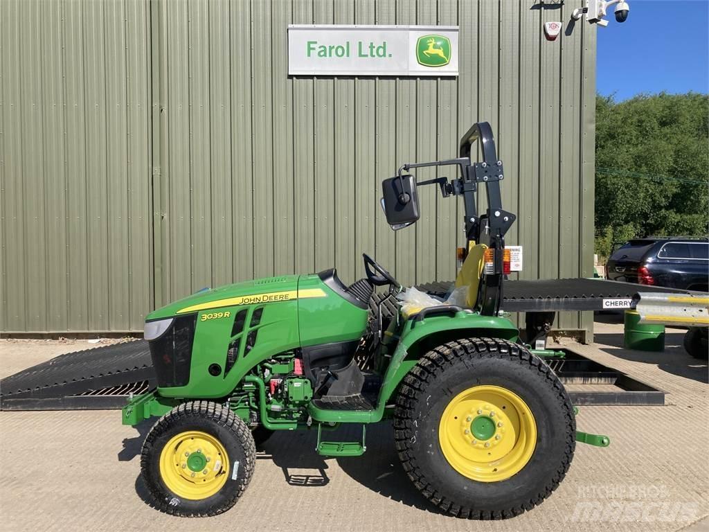 John Deere 3039R Коммунальные тракторы