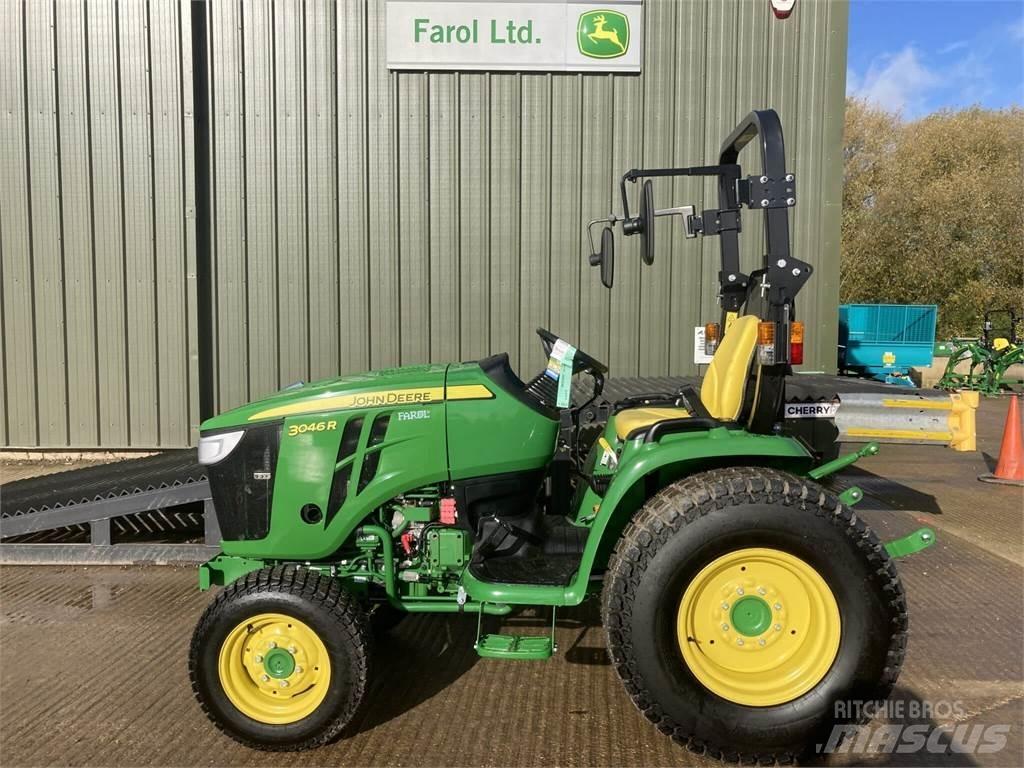 John Deere 3046R Коммунальные тракторы