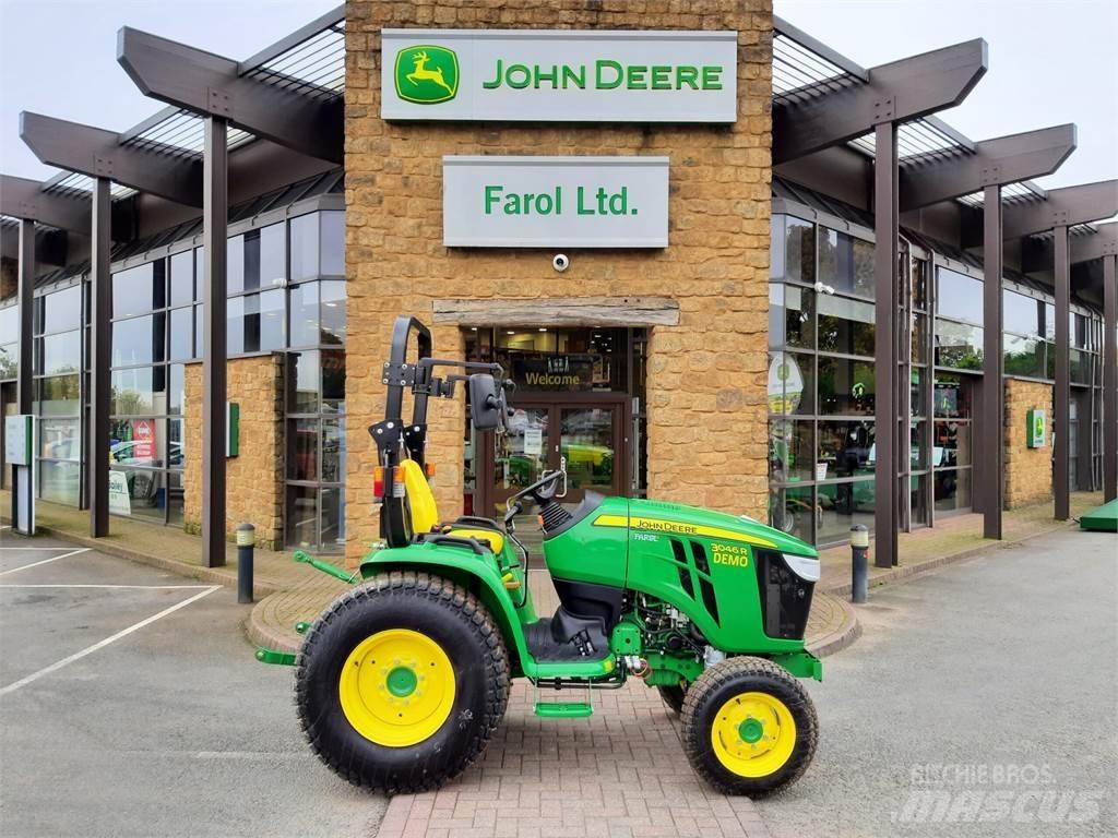 John Deere 3046R Коммунальные тракторы