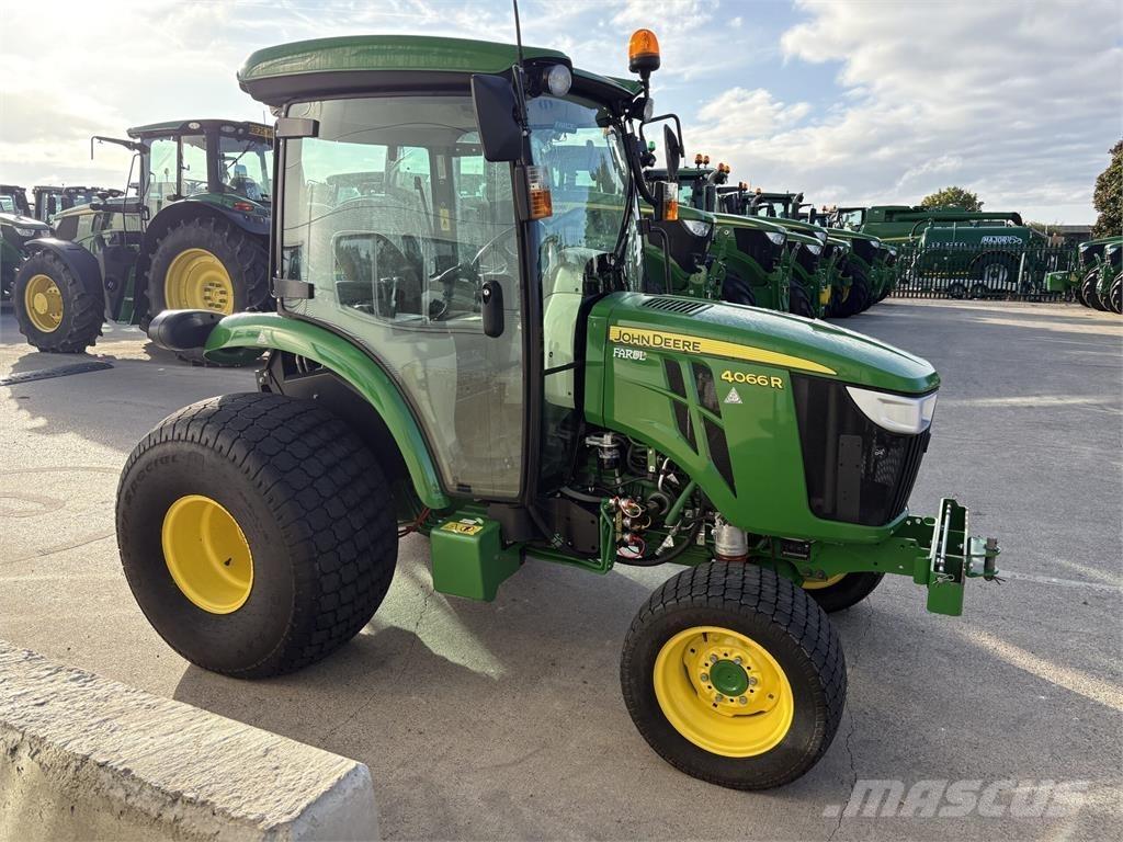John Deere 4066R Коммунальные тракторы
