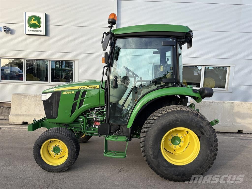 John Deere 4066R Коммунальные тракторы