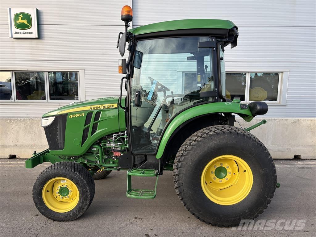 John Deere 4066R Коммунальные тракторы