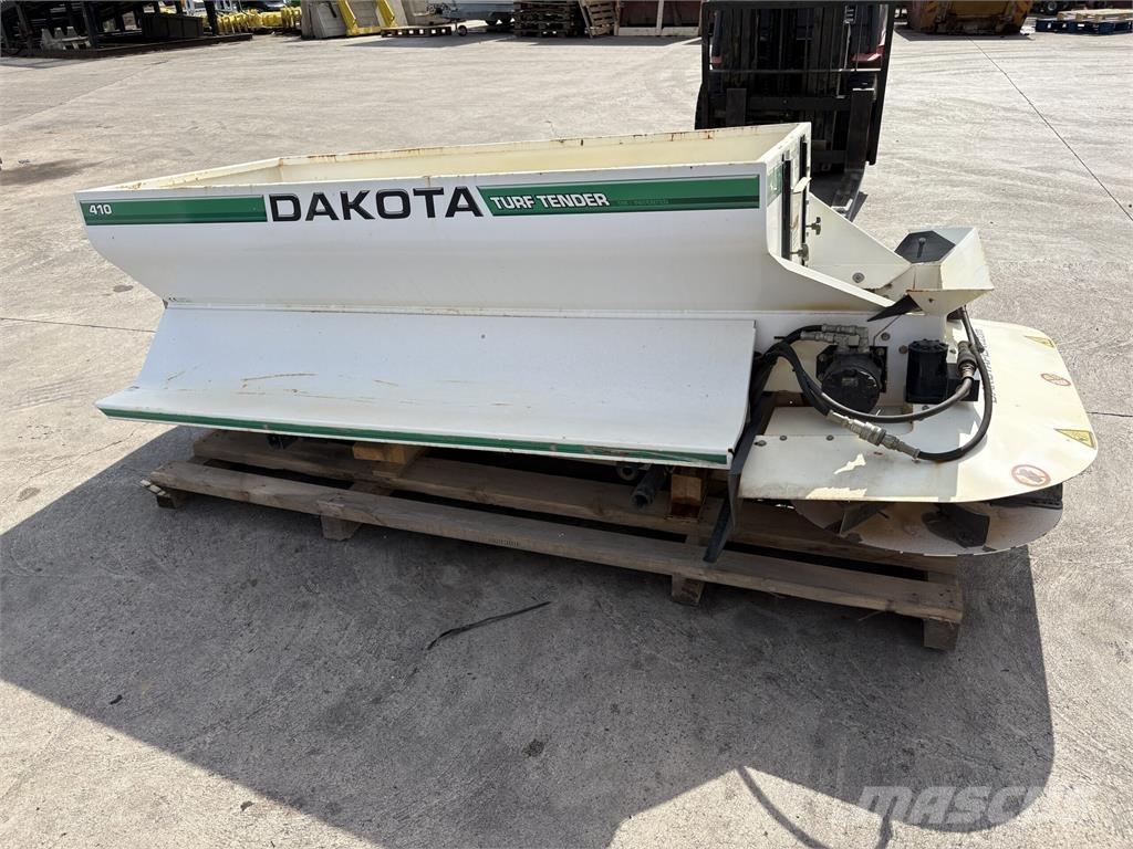John Deere 410 Коммунальная техника - Другие
