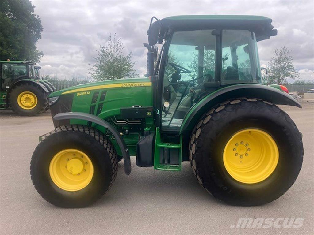 John Deere 5085M Трактора