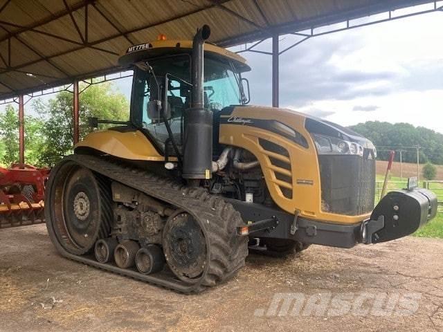 John Deere 6R 215 Трактора