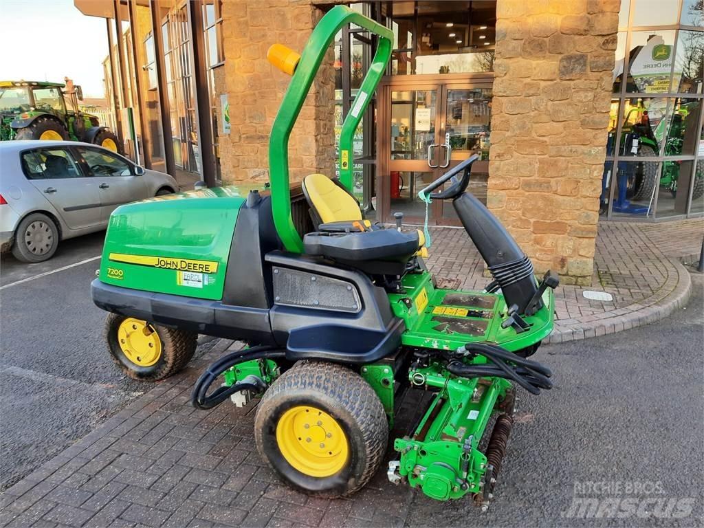 John Deere 7200 Walk-behind косилка