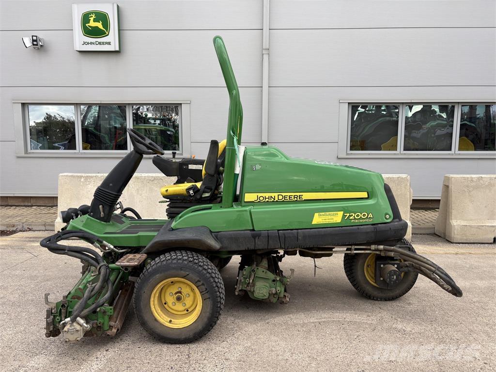 John Deere 7200A Walk-behind косилка