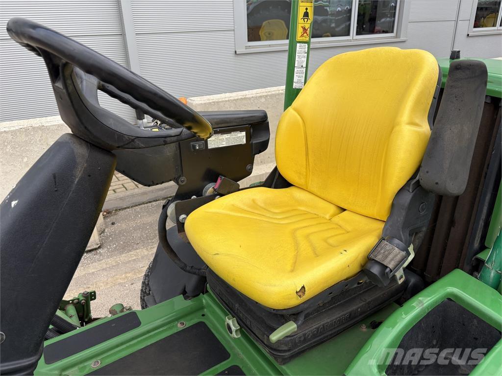 John Deere 7200A Walk-behind косилка