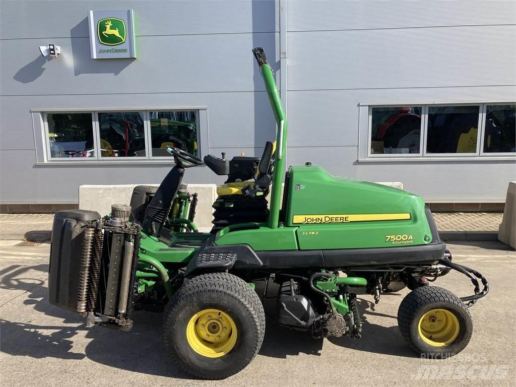 John Deere 7500AE Walk-behind косилка