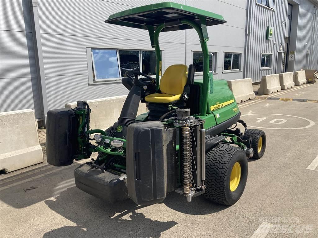 John Deere 7500AE Walk-behind косилка