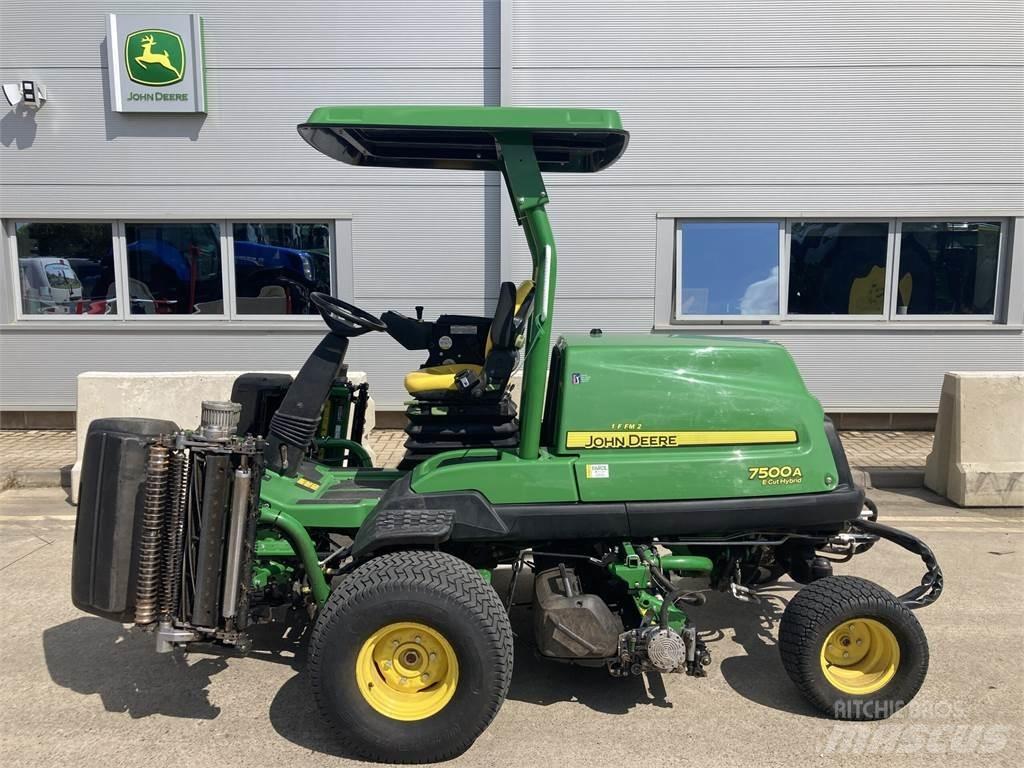 John Deere 7500AE Walk-behind косилка