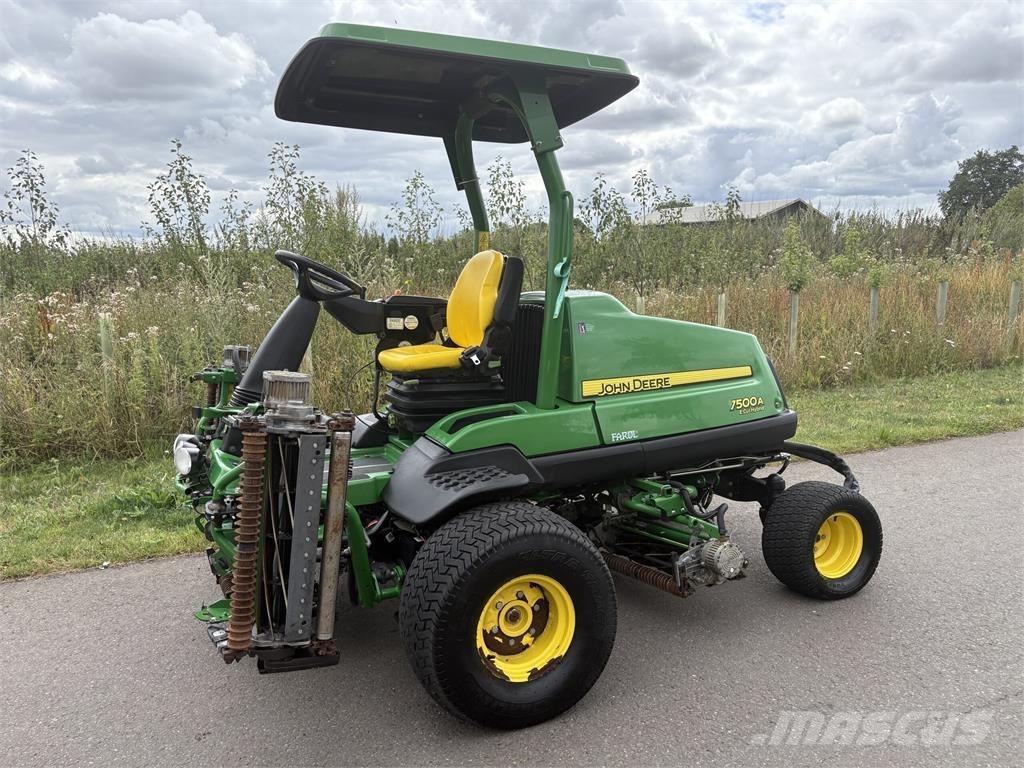 John Deere 7500AE Walk-behind косилка