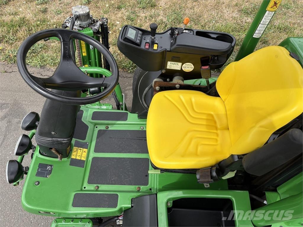 John Deere 7500AE Walk-behind косилка