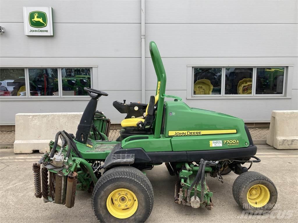 John Deere 7700A Walk-behind косилка