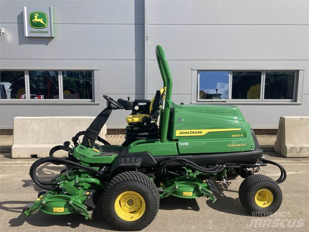 John Deere 8800A Walk-behind косилка