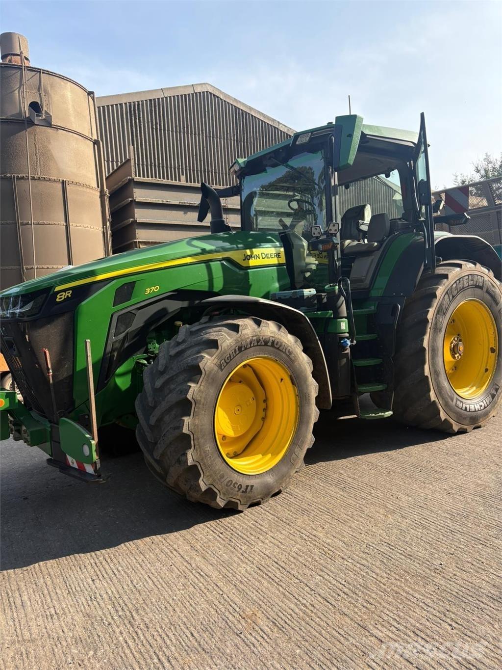 John Deere 8R 370 Трактора
