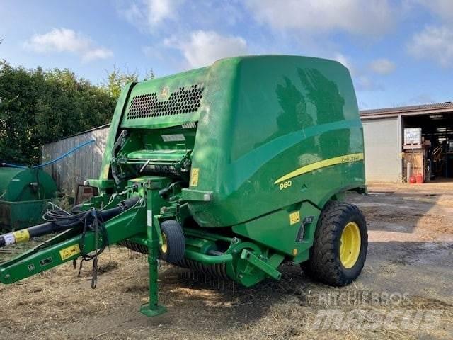 John Deere 960 Тюковые пресс-подборщики