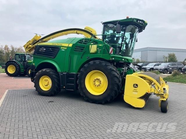 John Deere 9700i Самоходные кормоуборочные комбайны