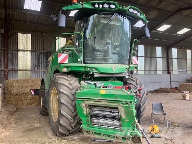 John Deere 9900 Самоходные кормоуборочные комбайны