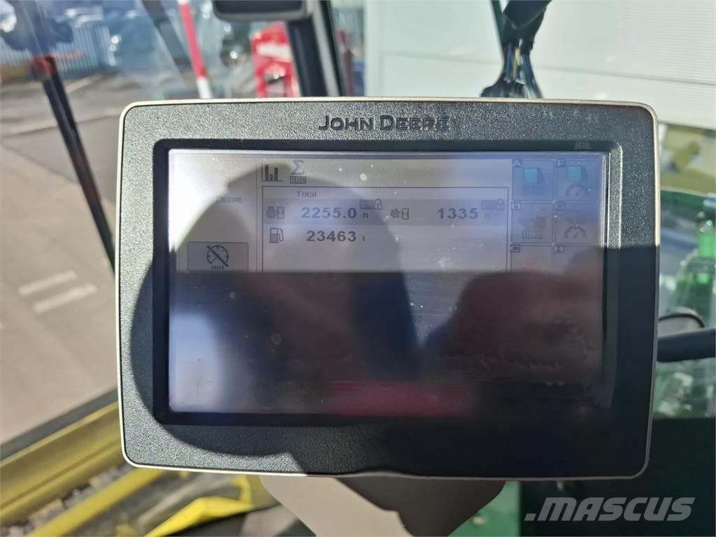 John Deere 9900 Самоходные кормоуборочные комбайны